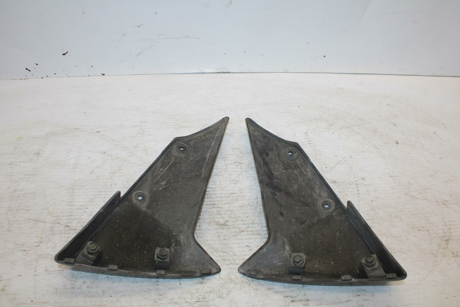 07-08 KAWASAKI NINJA ZX6R FRONT WHEEL FENDER COWL FAIRING TRIM BB274