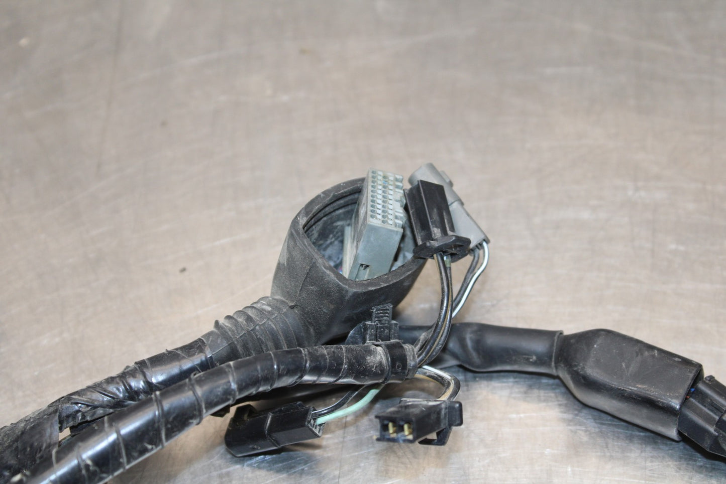 11-22 SUZUKI GSXR 600  HEADLIGHT SPEEDO GAUGES WIRING HARNESS WIRE LOOM BB193