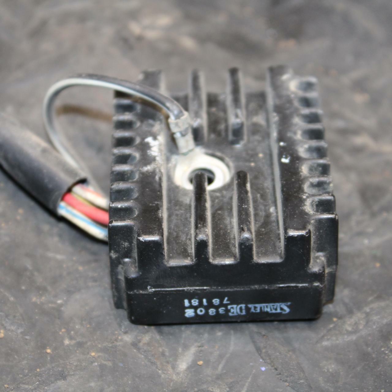 78 SUZUKI GS550E RECTIFIER VOLTAGE REGULATOR BB212