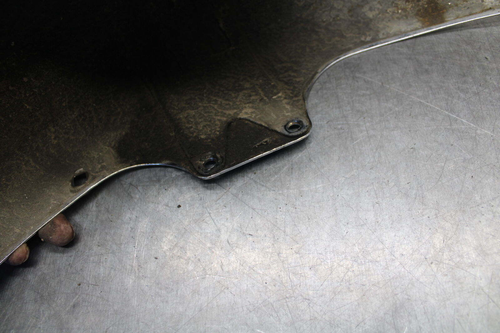 85-86 SUZUKI MADURA 1200 FRONT WHEEL FENDER  BB691