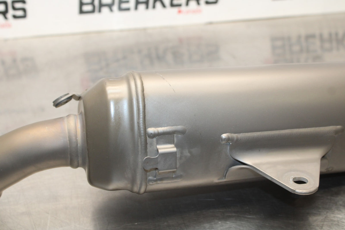 11-25 SUZUKI GSXR 600  EXHAUST PIPE MUFFLER SLIP ON CAN SILENCER BB830