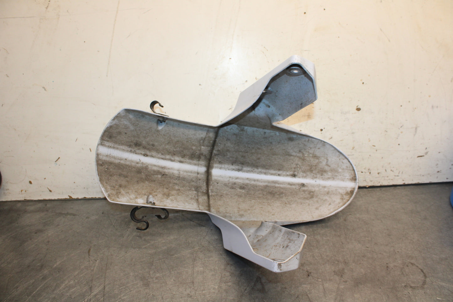 13-18 KAWASAKI NINJA ZX6R FRONT WHEEL FENDER COWL FAIRING BB682