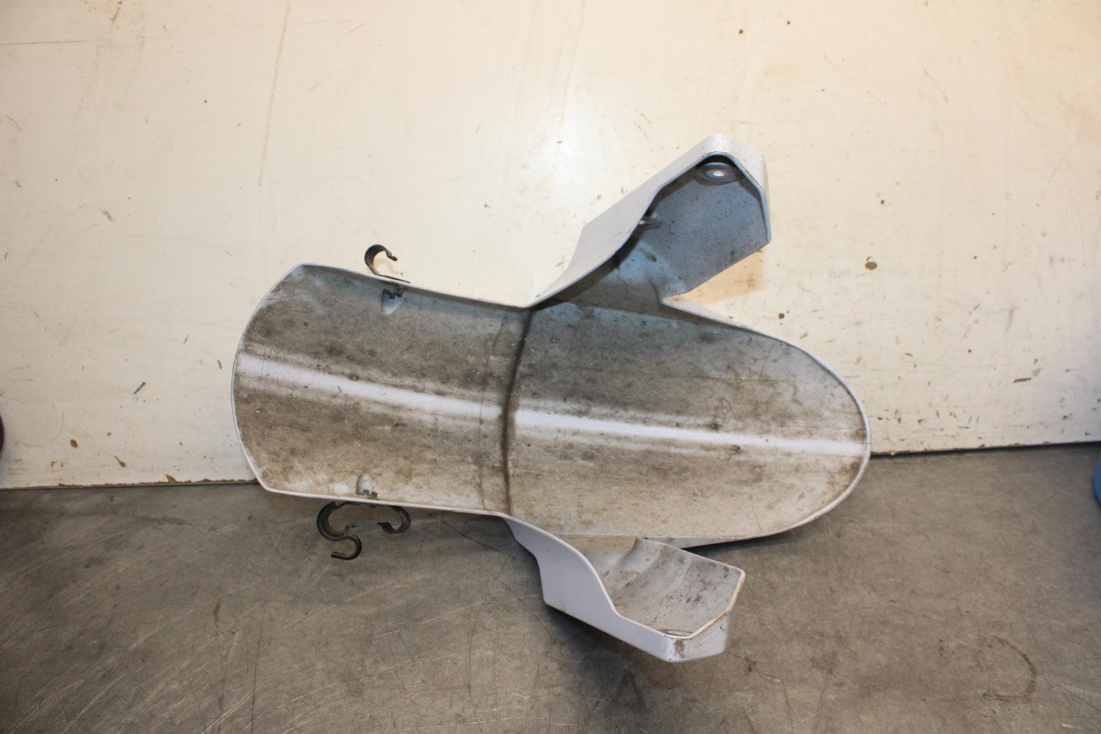 13-18 KAWASAKI NINJA ZX6R FRONT WHEEL FENDER COWL FAIRING BB682