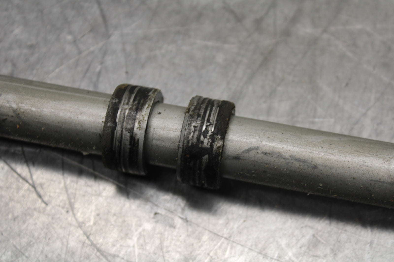 14 HONDA CTX1300A FRONT WHEEL RIM AXLE PIVOT BOLT BB732
