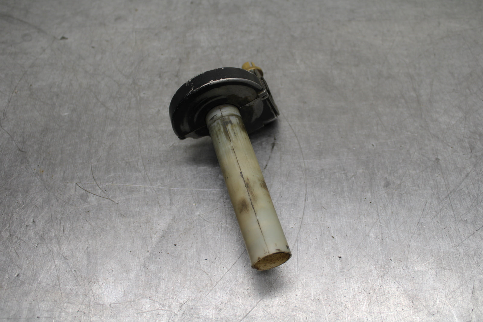 85-86 SUZUKI QUADRACER 250 THROTTLE CABLE LINE HOUSING GUIDE BB126