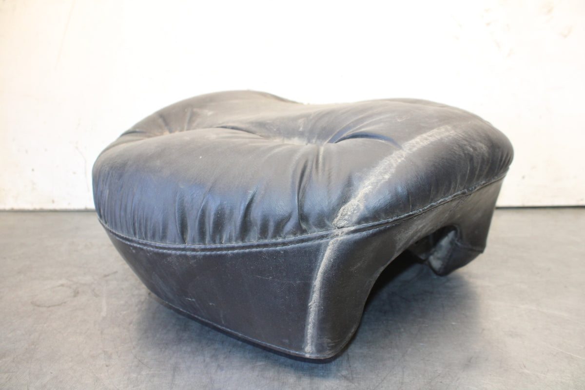 05-06 YAMAHA ROYAL STAR REAR BACK PASSENGER SEAT BB697