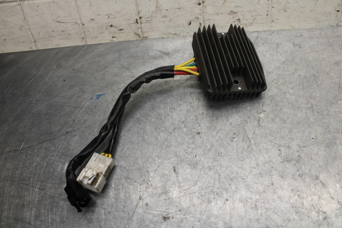 2009 Aprilia Shiver 750 SL750 RECTIFIER VOLTAGE REGULATOR BB506