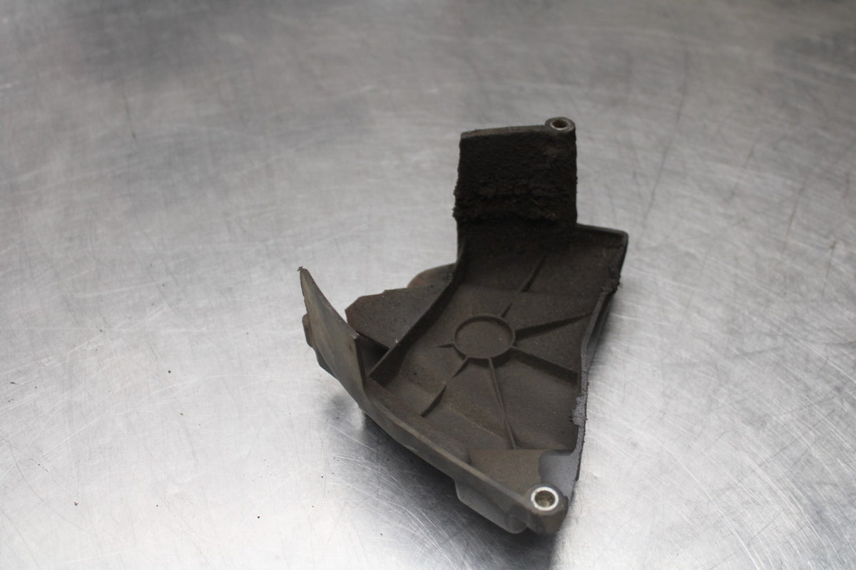 03 YAMAHA YZF R1 ENGINE SPROCKET COVER BB895