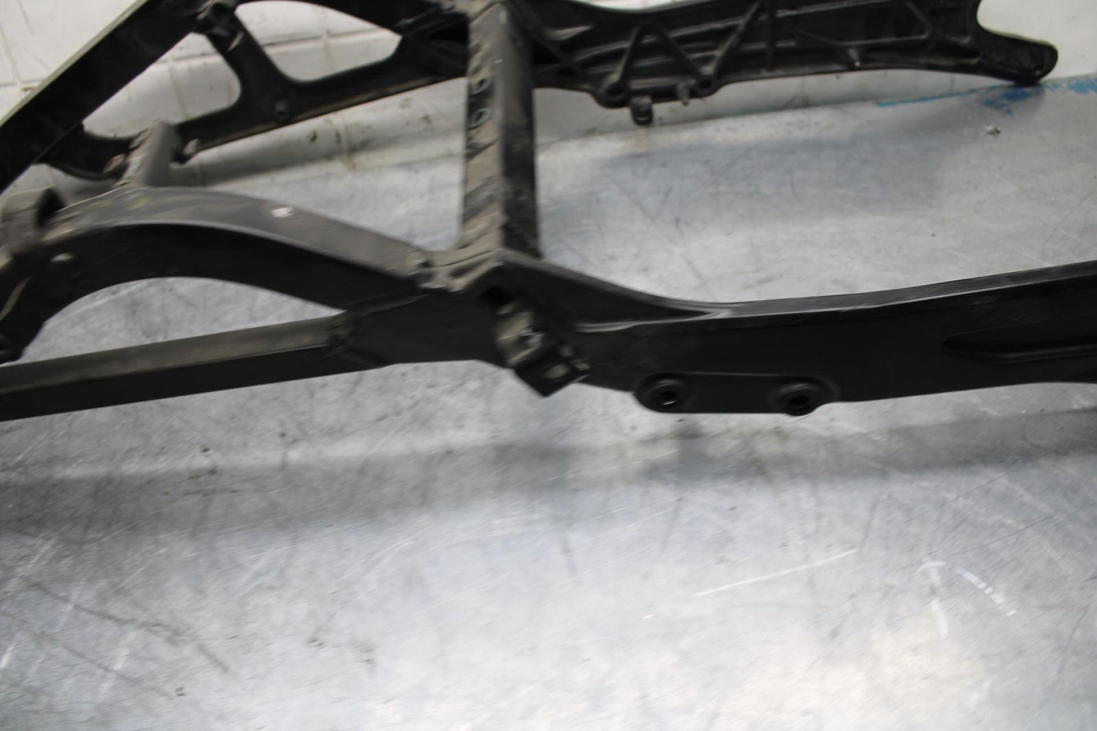 03 KAWASAKI ZX12R REAR SUBFRAME BACK SUB FRAME BB472