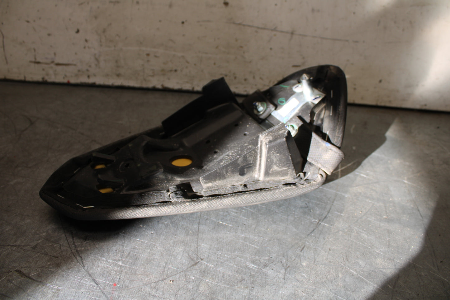 19-22 KAWASAKI Z400 REAR BACK PASSENGER TANDEM SEAT PAD SADDLE PILLION BB708