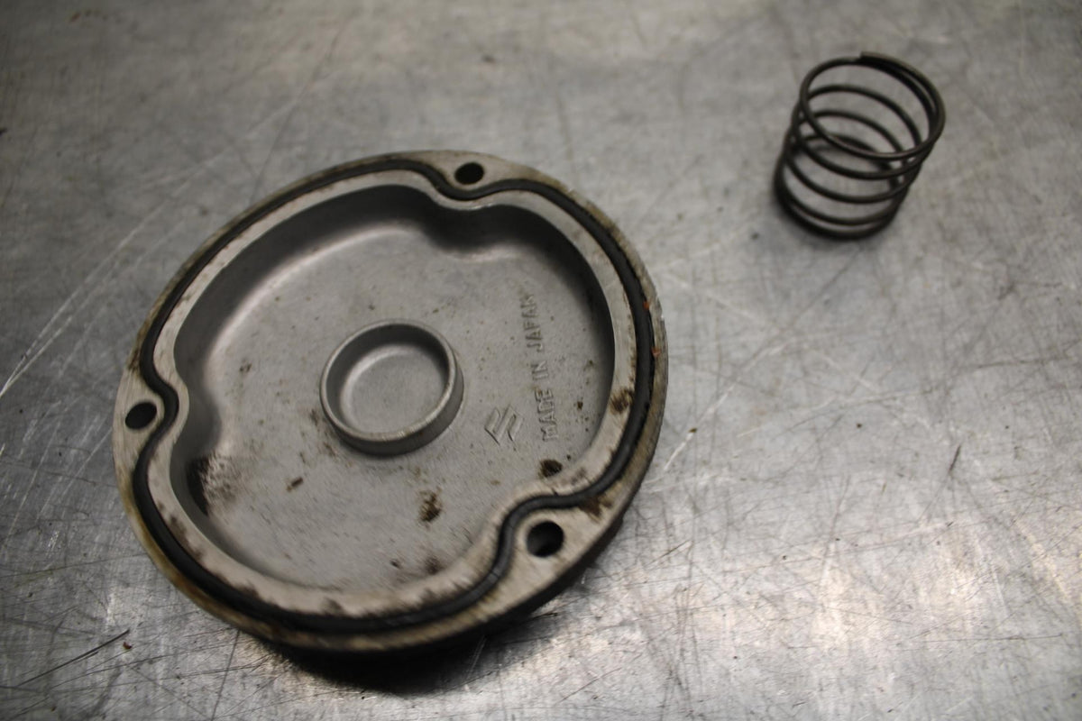 80-81 SUZUKI GS1000G ENGINE OIL FILTER COVER SPRING BB91