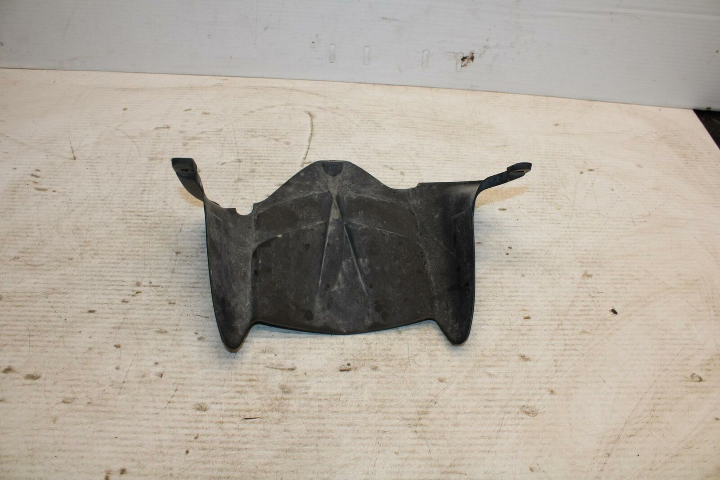 13-18 KAWASAKI NINJA ZX6R REAR BACK WHEEL TIRE HUGGER FENDER 35023-0171 BB304