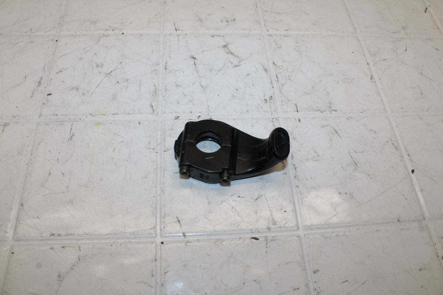 07 YAMAHA YZF R6 THROTTLE CABLE LINE HOUSING GUIDE BB284 B