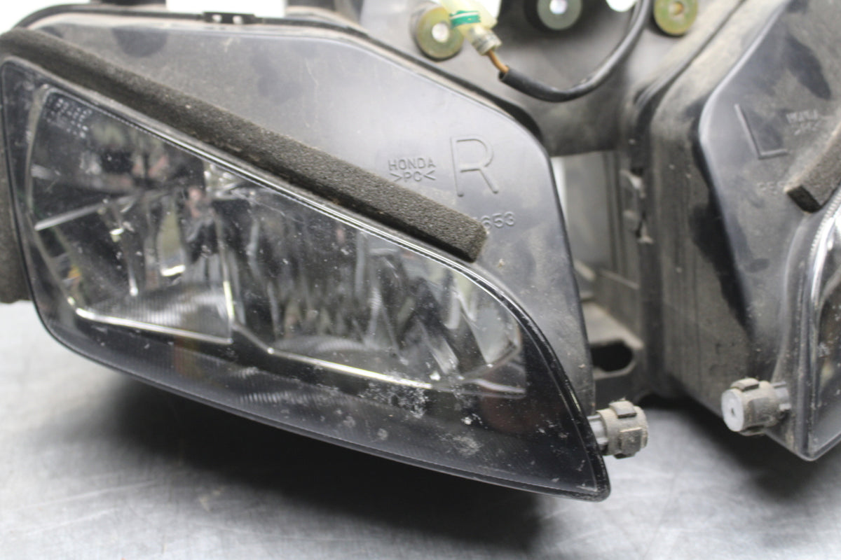 05-06 HONDA CBR600RR FRONT HEADLIGHT HEAD LIGHT LAMP BB727
