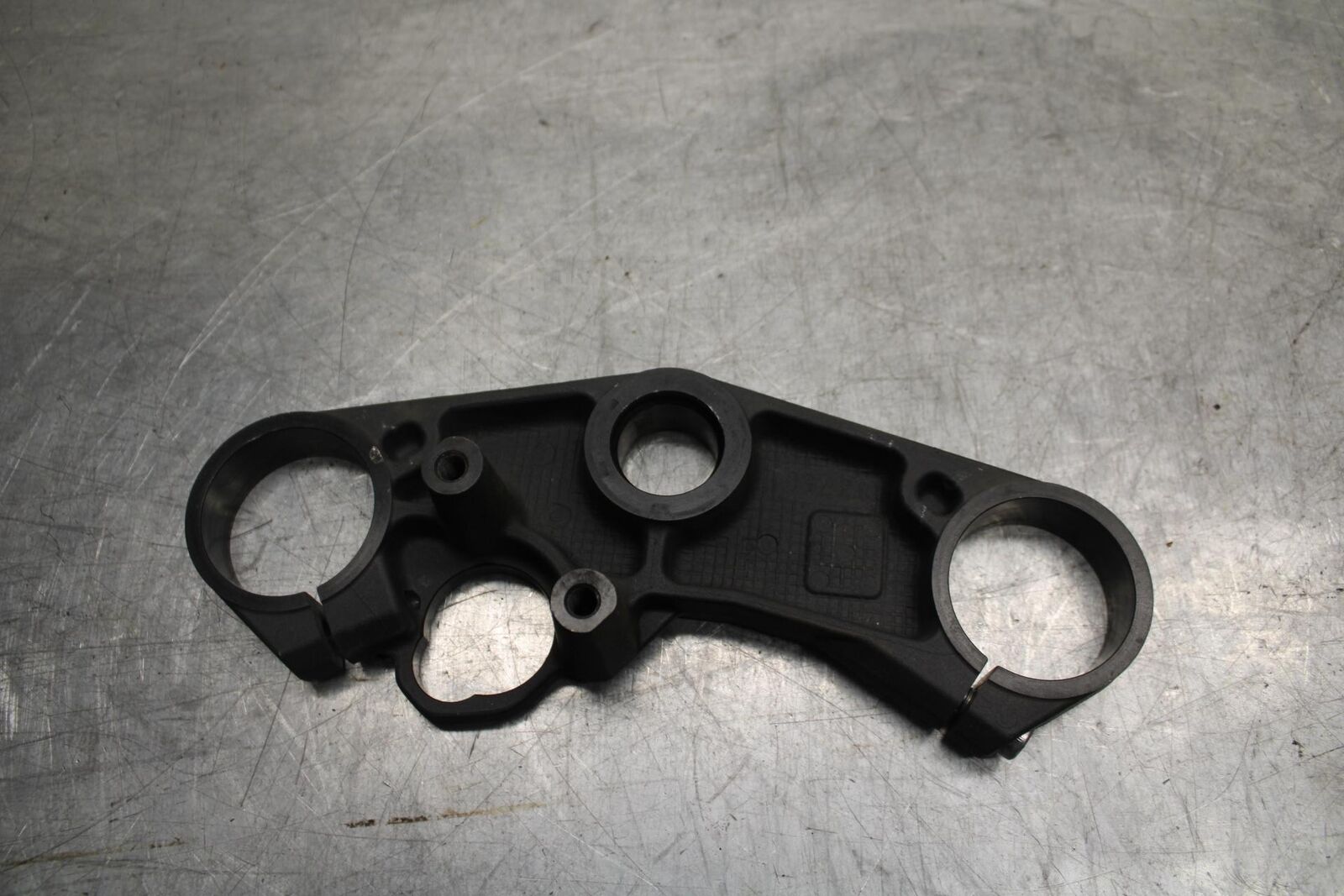 08-10 SUZUKI GSXR 600  FORKS UPPER TRIPLE TREE CLAMP BB92