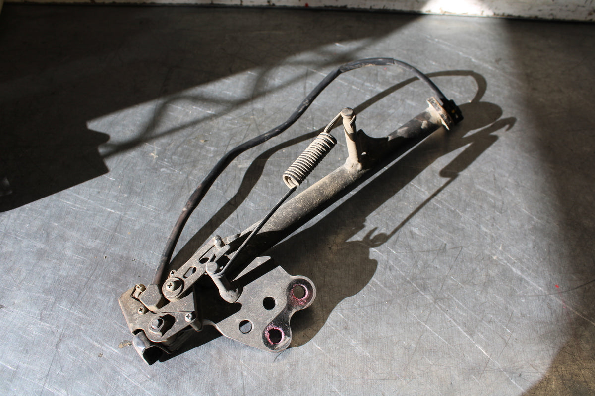 19-22 KAWASAKI Z400 KICKSTAND SIDE KICK STAND BB708