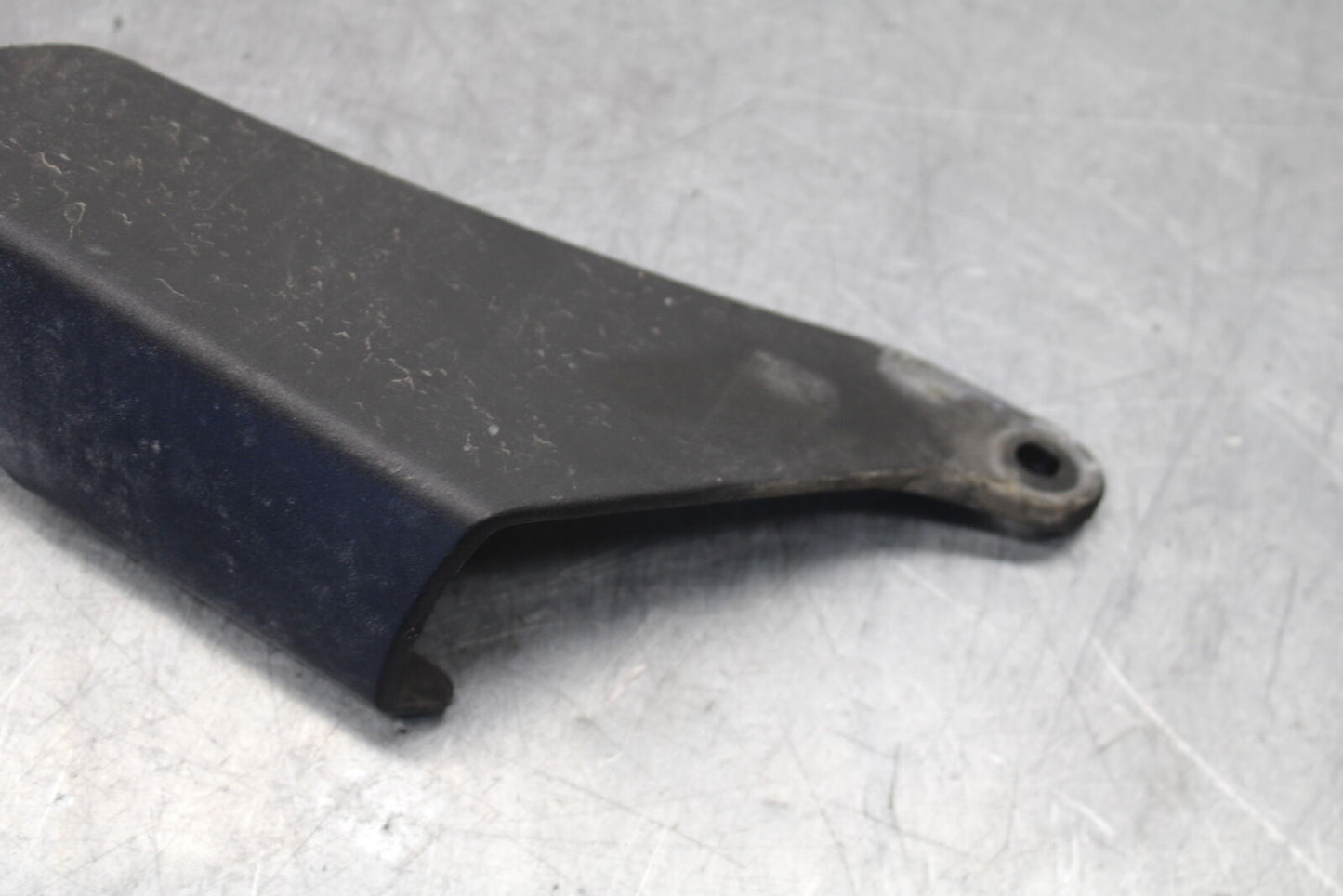 09-12 KAWASAKI NINJA ZX6R REAR BACK DRIVE CHAIN GUARD COVER SHIELD BB698