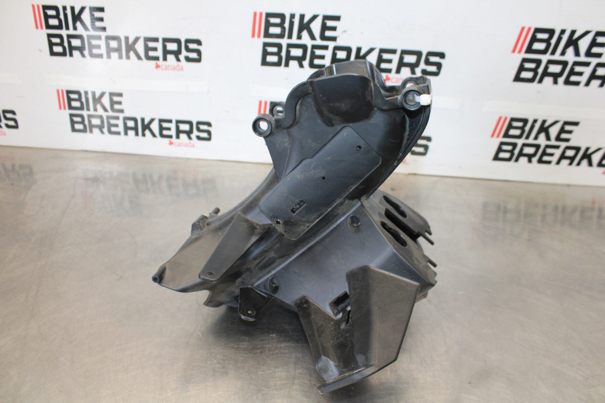 20-23 APRILIA RS660 UPPER FAIRING MIRROR GAUGES STAY BRACKET BB889
