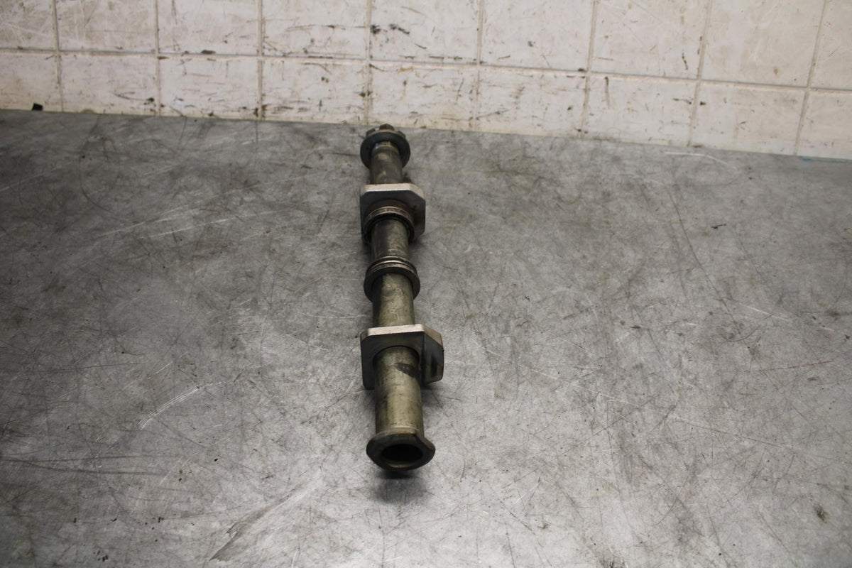 06-07 SUZUKI GSXR750 REAR AXLE BACK WHEEL RIM PIVOT BOLT AXEL 64711-49G10 BB543