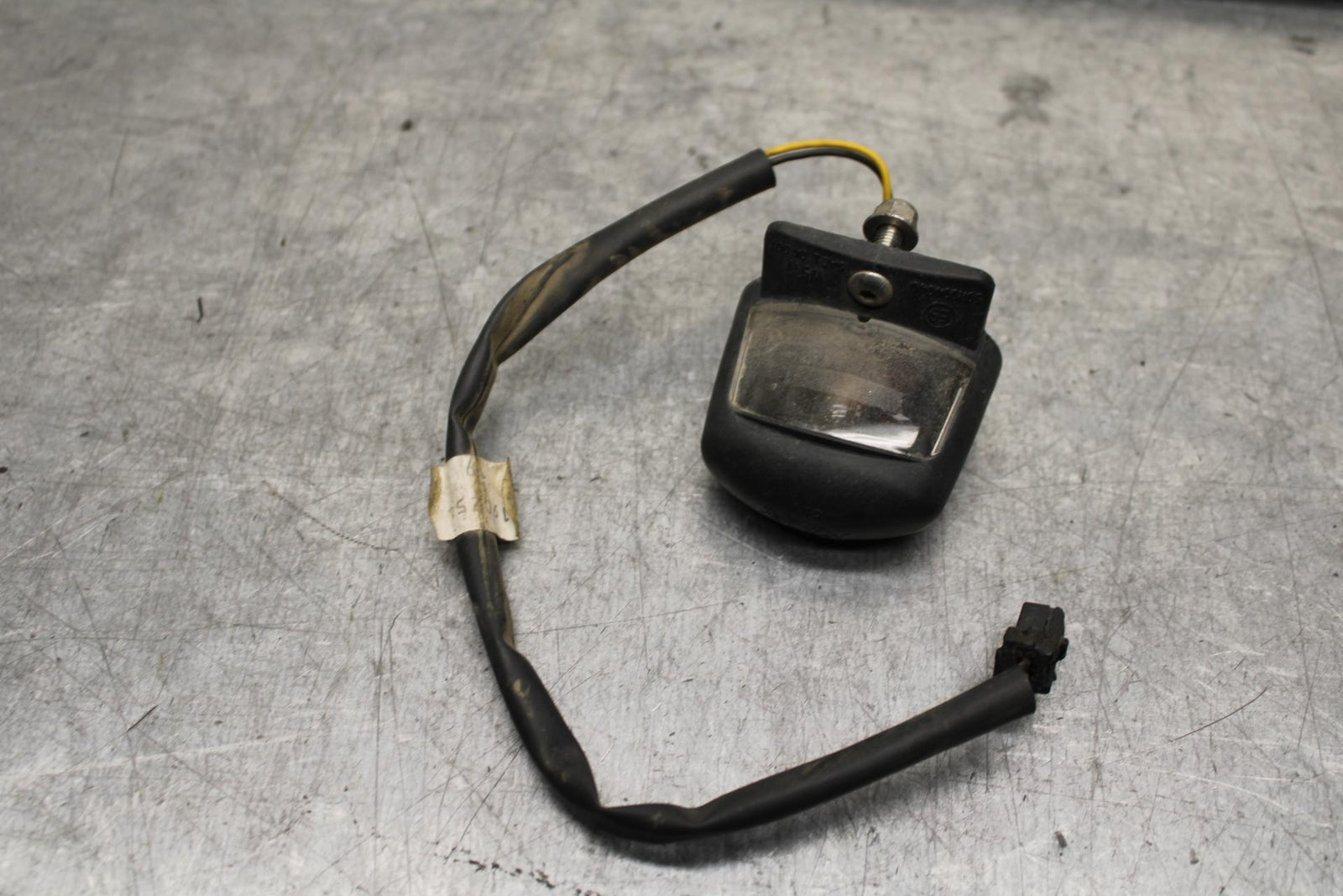 08-11 TRIUMPH SPEED TRIPLE LICENSE PLATE LIGHT BB102