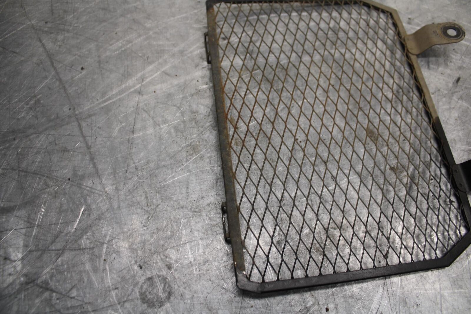 18 YAMAHA YZF R1  OIL COOLER GRILL GUARD BB473