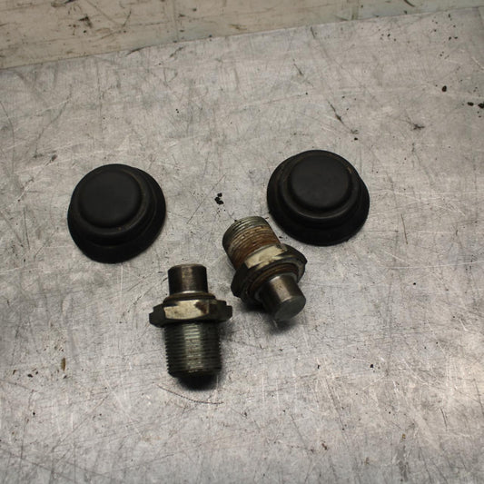 82-83 SUZUKI GS1100GL REAR BACK SWINGARM BOLT CAP COVER BB30
