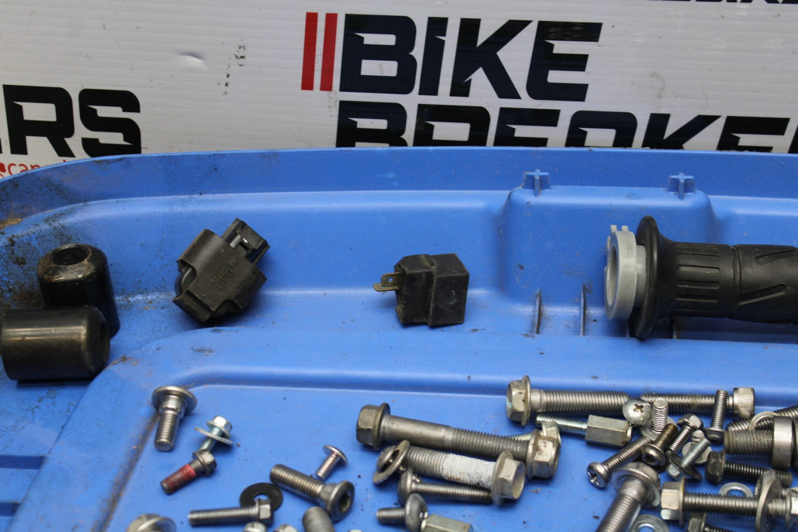 18-23 KAWASAKI NINJA 400 EX400 ABS MOUNTING BOLTS HARDWARE MOTOR SCREWS BB177