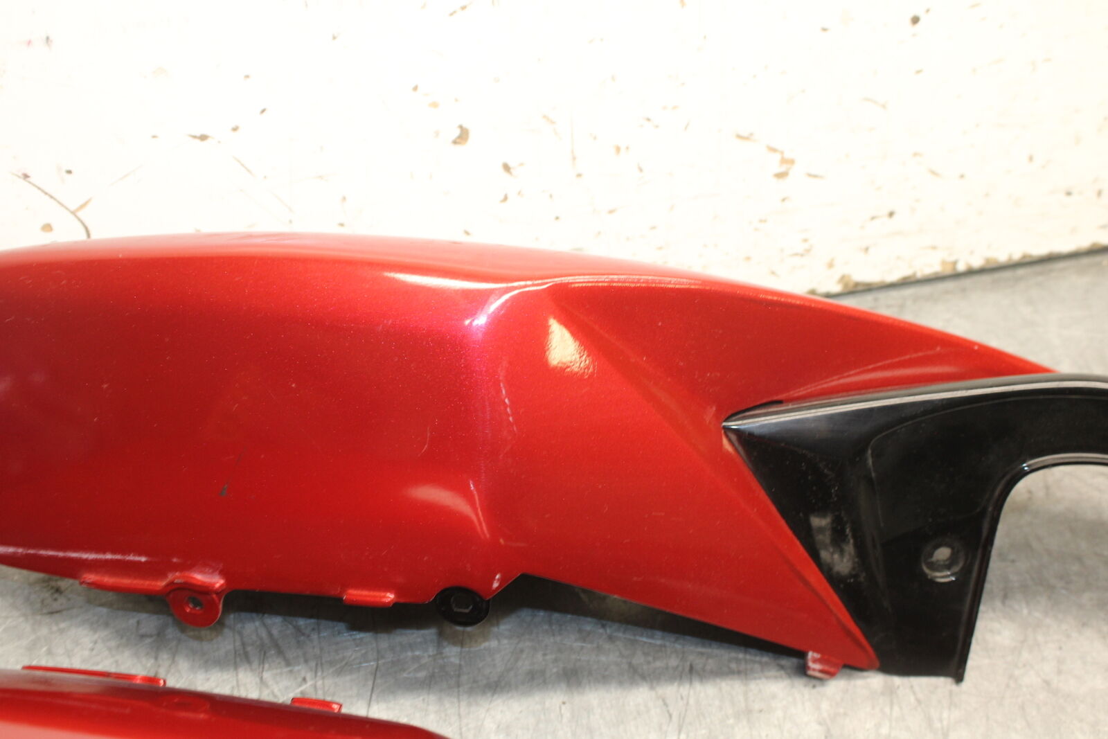 08-10 SUZUKI GSXR 600  REAR BACK TAIL FAIRING COWL SHROUD SET BB101
