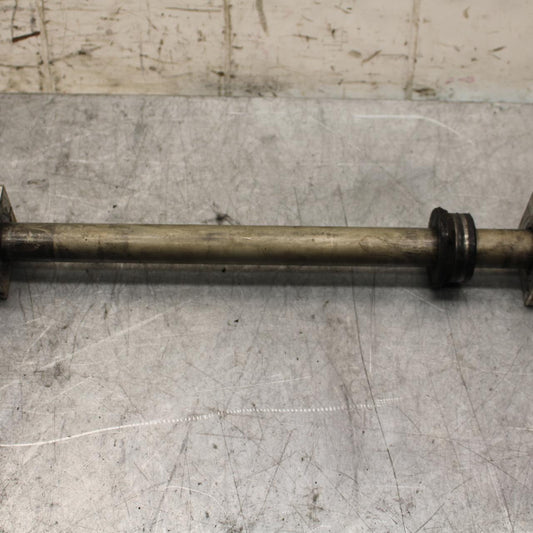 17 KAWASAKI Z900 ZR900 REAR AXLE BACK WHEEL RIM PIVOT BOLT AXEL BB549