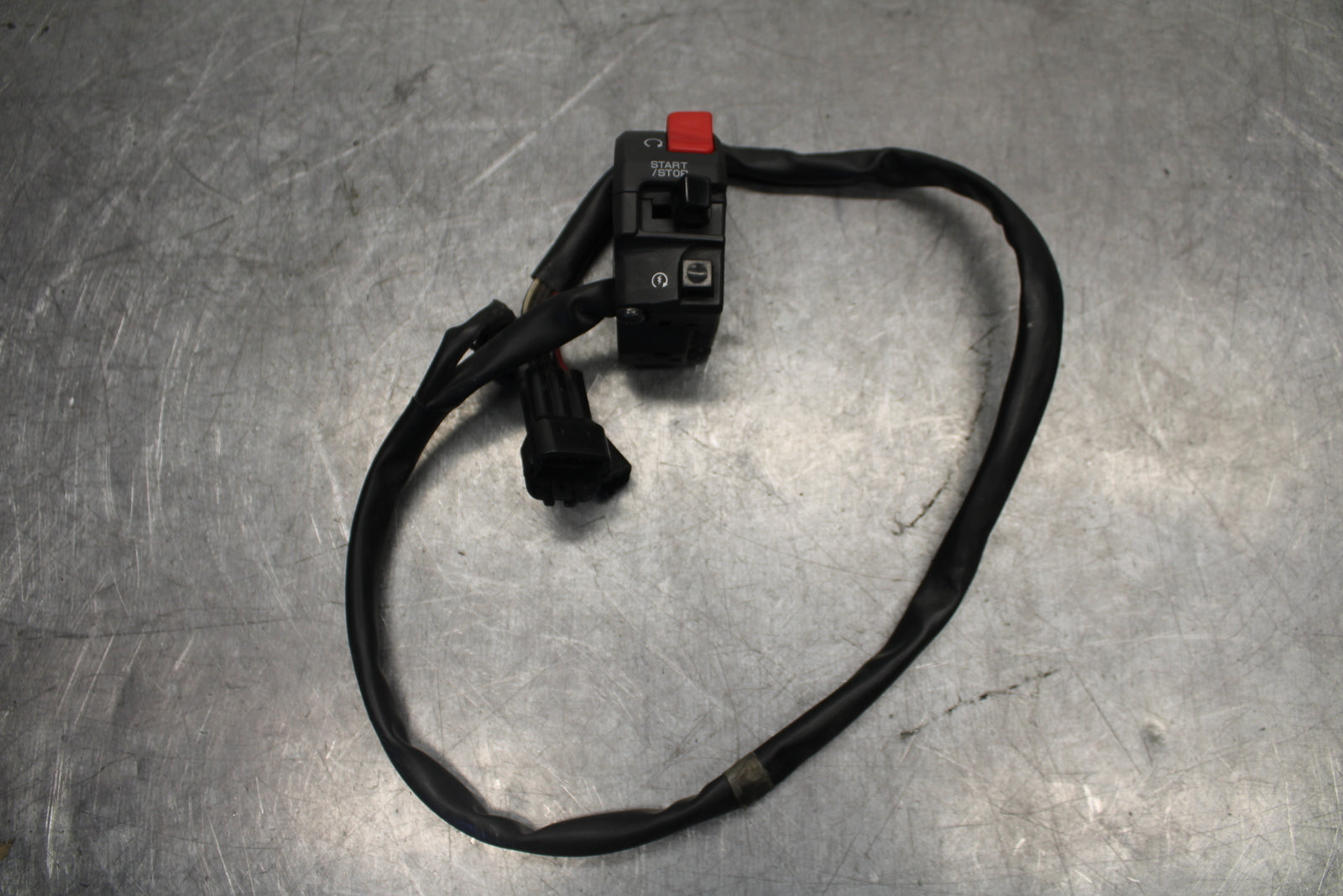 09-12 KAWASAKI NINJA ZX6R RIGHT CLIP ON HANDLE KILL OFF START SWITCH  BB698