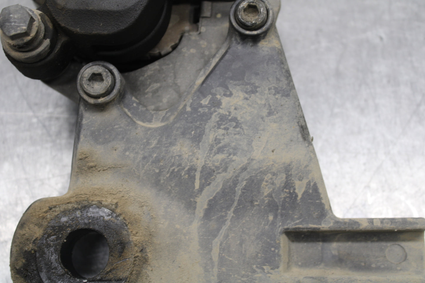 16-17 KAWASAKI VULCAN S 650 EN650 ABS REAR BRAKE CALIPER W MOUNT BRACKET  BB731