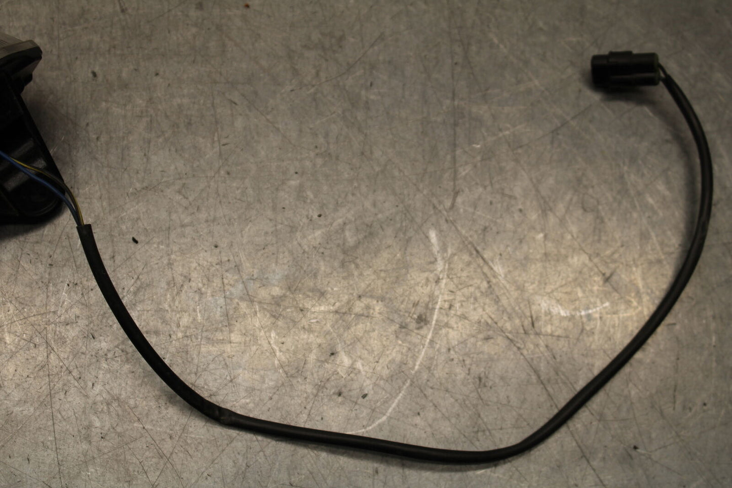 16 KAWASAKI NINJA ZX10R FRONT CENTER RUNNING LIGHT BB650