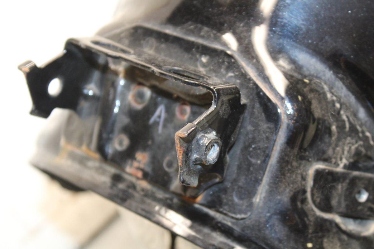 04-06 YAMAHA YZF R1 GAS TANK FUEL CELL PETROL RESERVOIR BB659
