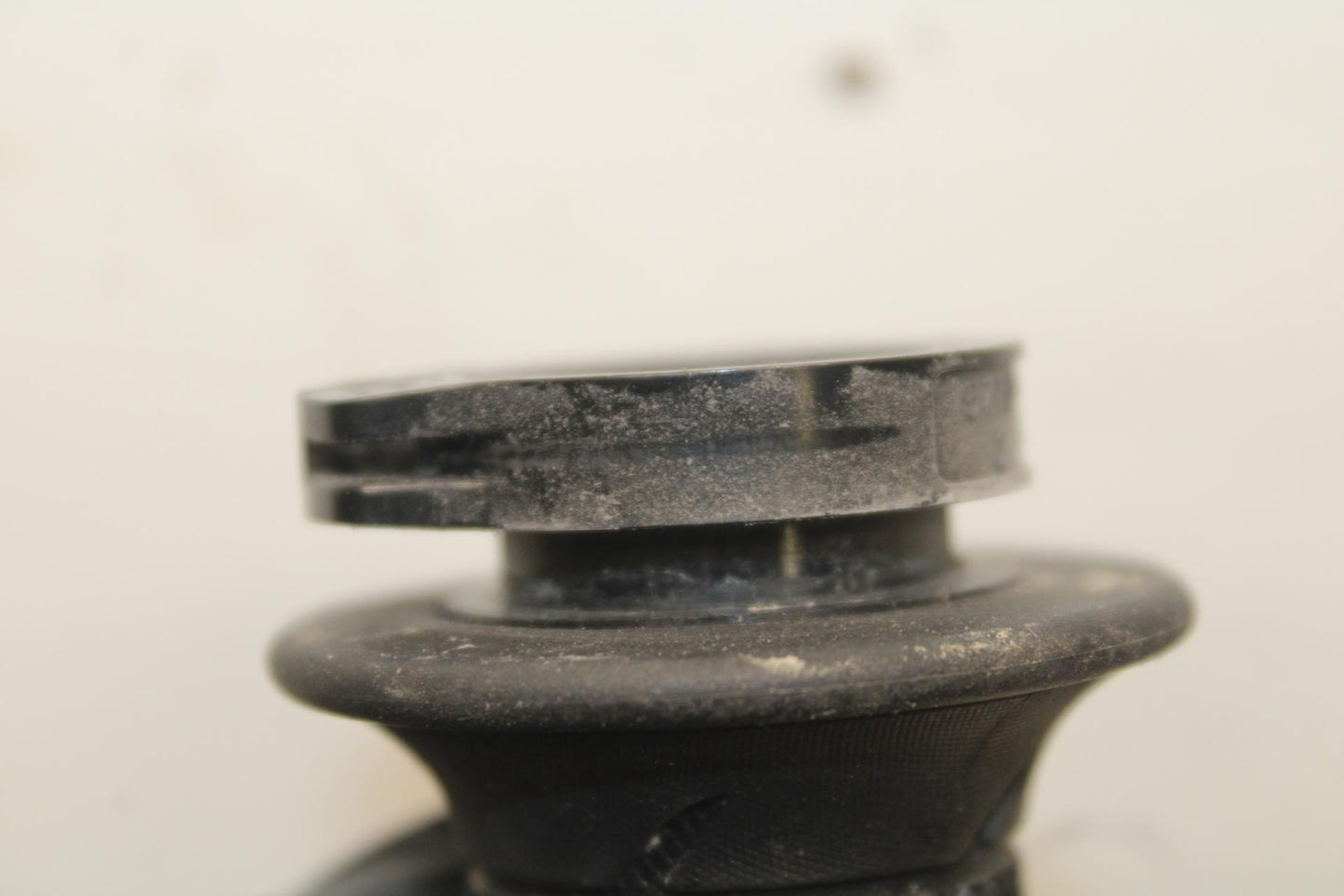 2011 Suzuki GSXR600 RIGHT THROTTLE GRIP BB605