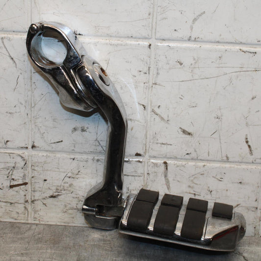 2005 Kawasaki Vulcan 1600 VN1600D Nomad REAR PASSENGER FOOT STEP PEG BB556