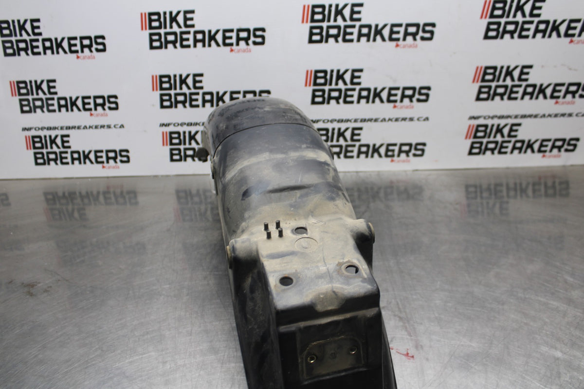77 SUZUKI GS750 REAR BACK FENDER MUD GUARD BB779