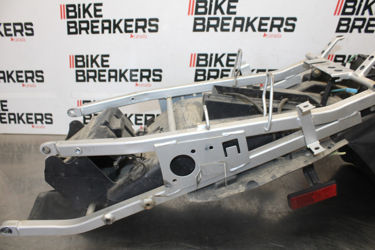 98-05 HONDA SUPER HAWK 1000 VTR1000F REAR SUBFRAME BACK SUB FRAME BB924