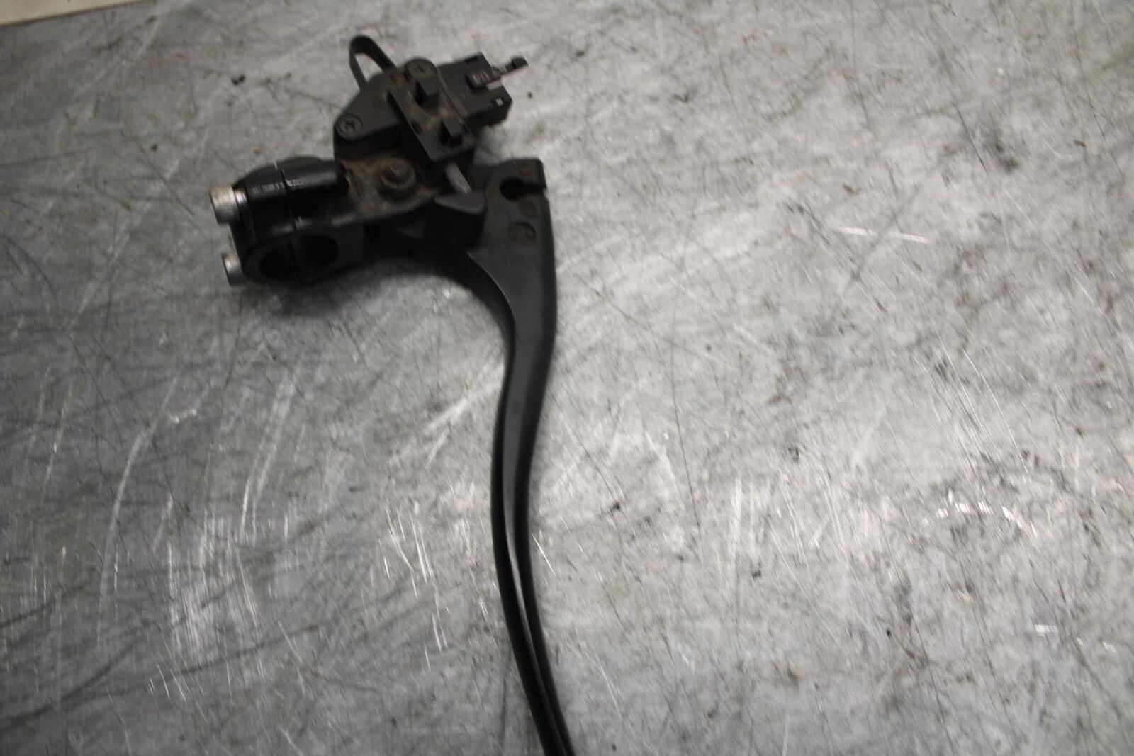 2009 Kawasaki Ninja ZX6R ZX600R CLUTCH PERCH MOUNT WITH LEVER  BB538