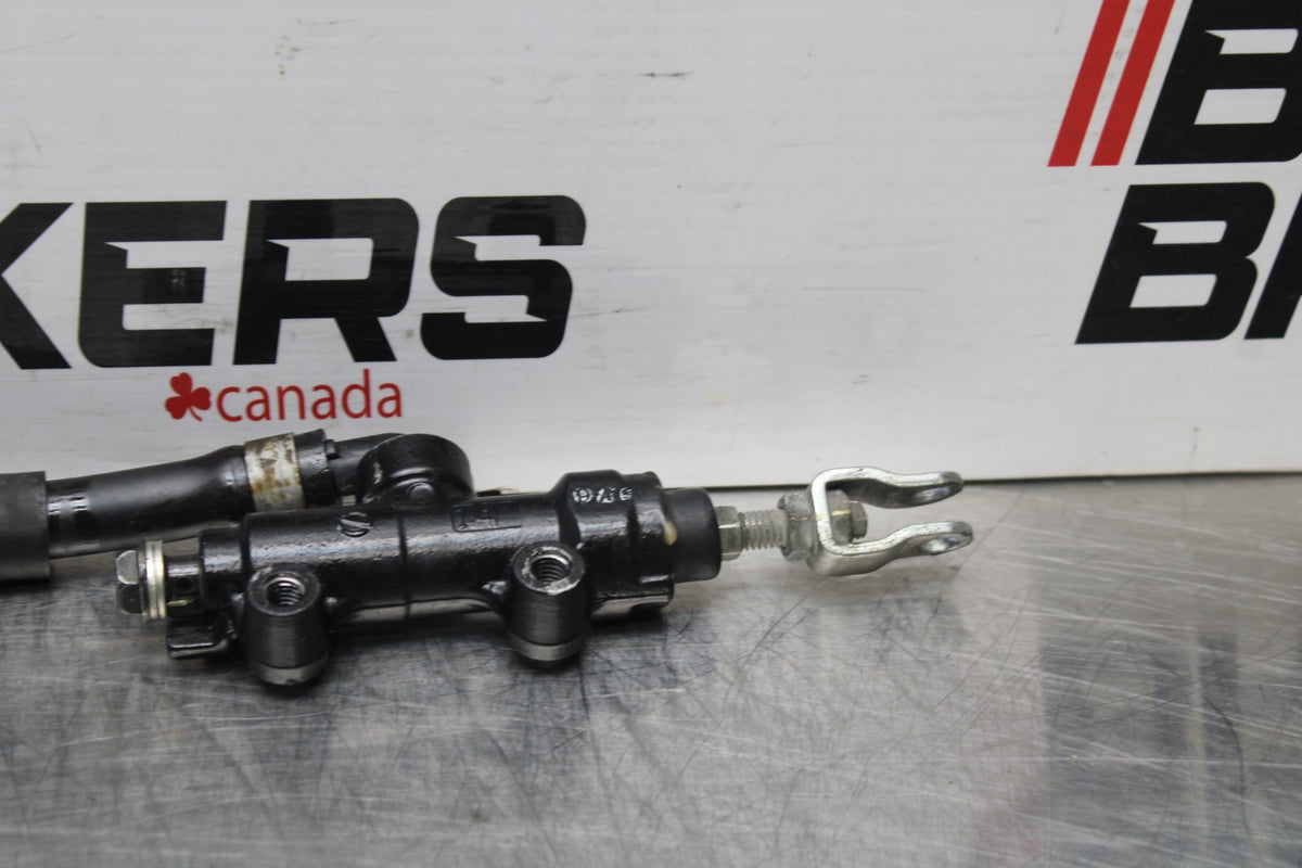 09 KAWASAKI NINJA 250R REAR BACK BRAKE MASTER CYLINDER W RESERVOIR BB824