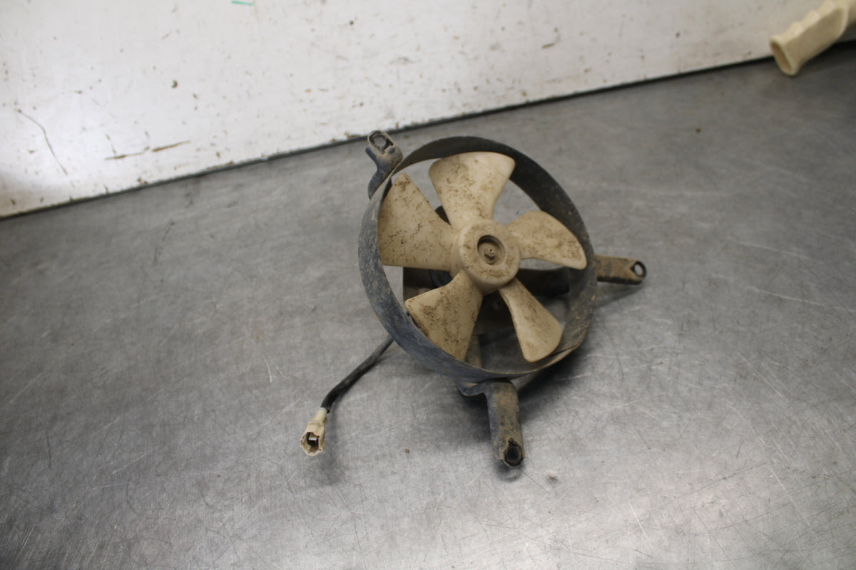 01-05 YAMAHA RAPTOR 660R ENGINE RADIATOR COOLING FAN MOTOR 5LP-12405-00-00 BB695