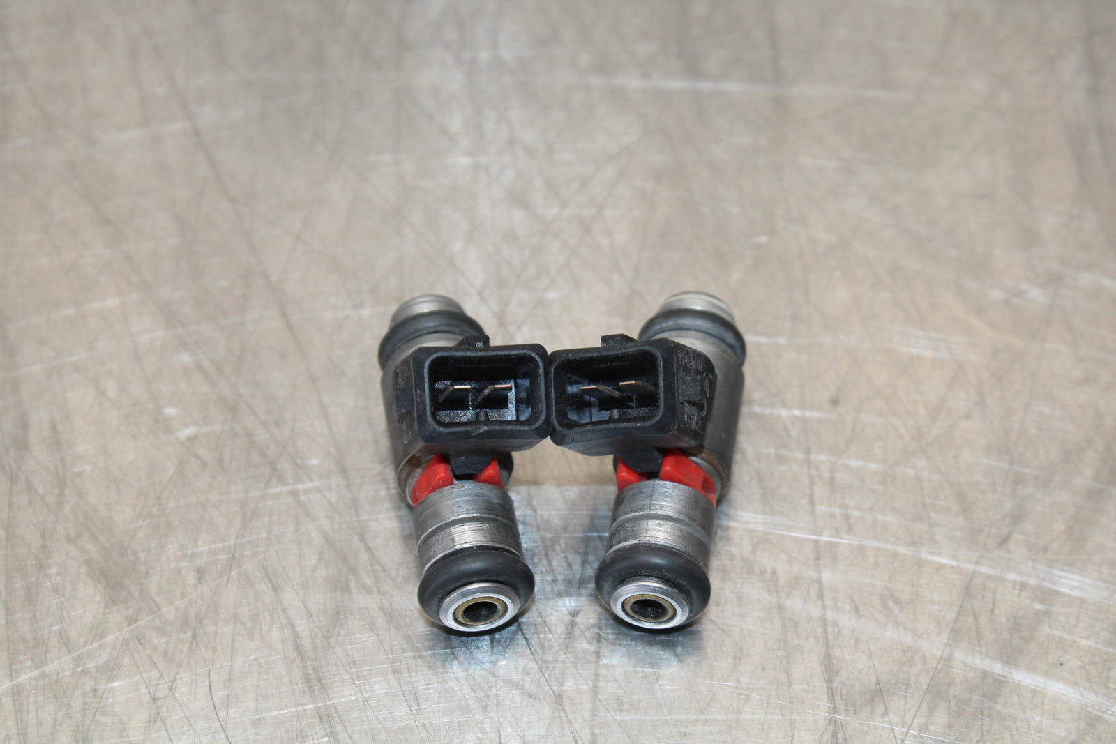 08 MOTO GUZZI BREVA 750 FUEL INJECTOR SET PAIR BB154