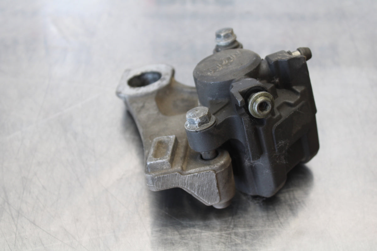 07-08 YAMAHA YZF R1 REAR BACK BRAKE CALIPER W MOUNT BRACKET BB160