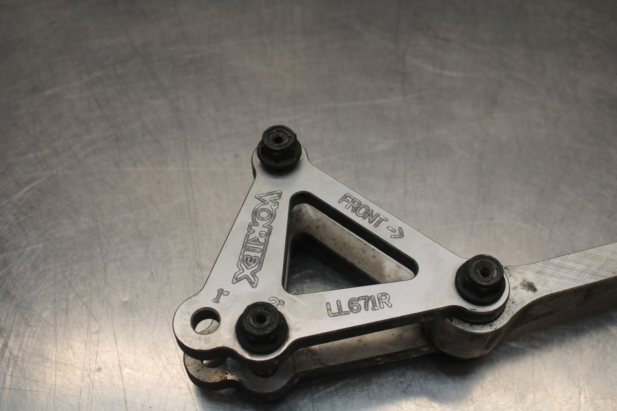 05 YAMAHA YZF R6 AFTERMARKET REAR DOGBONE SHOCK LINKAGE LINK BB814