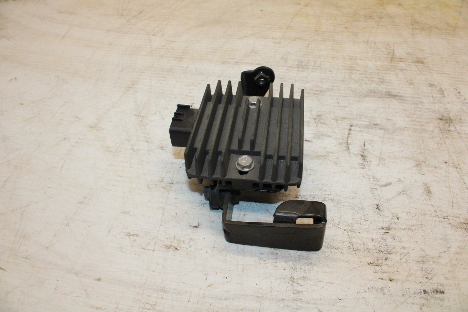 11-12 KAWASAKI NINJA 400 EX400 C RECTIFIER VOLTAGE REGULATOR BB358