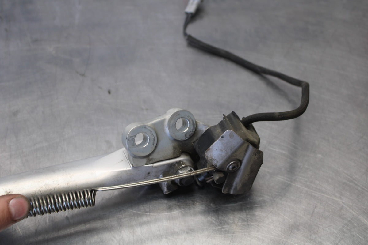 20 TRIUMPH STREET TRIPLE 765 KICKSTAND SIDE KICK STAND BB864