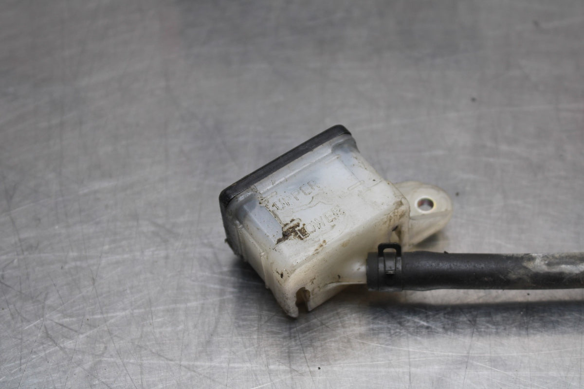 98-05 HONDA SUPER HAWK 1000 VTR1000F REAR MASTER CYLINDER & RESERVOIR BB821