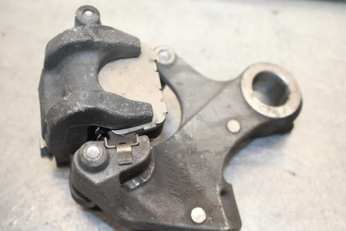 2011 Suzuki GSXR600 REAR BACK BRAKE CALIPER W MOUNT BRACKET 69100-47H10-999 BB94