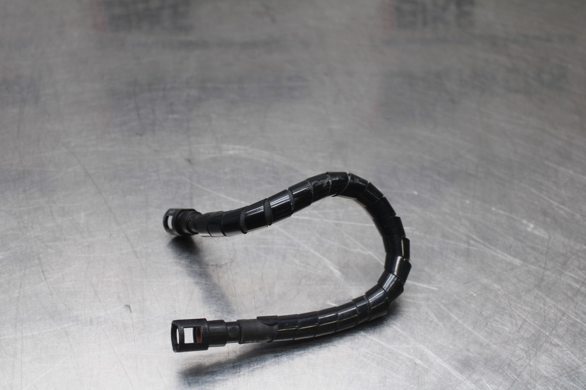 15 SUZUKI GW250F FUEL HOSE GAS LINE TUBE PIPE BB789