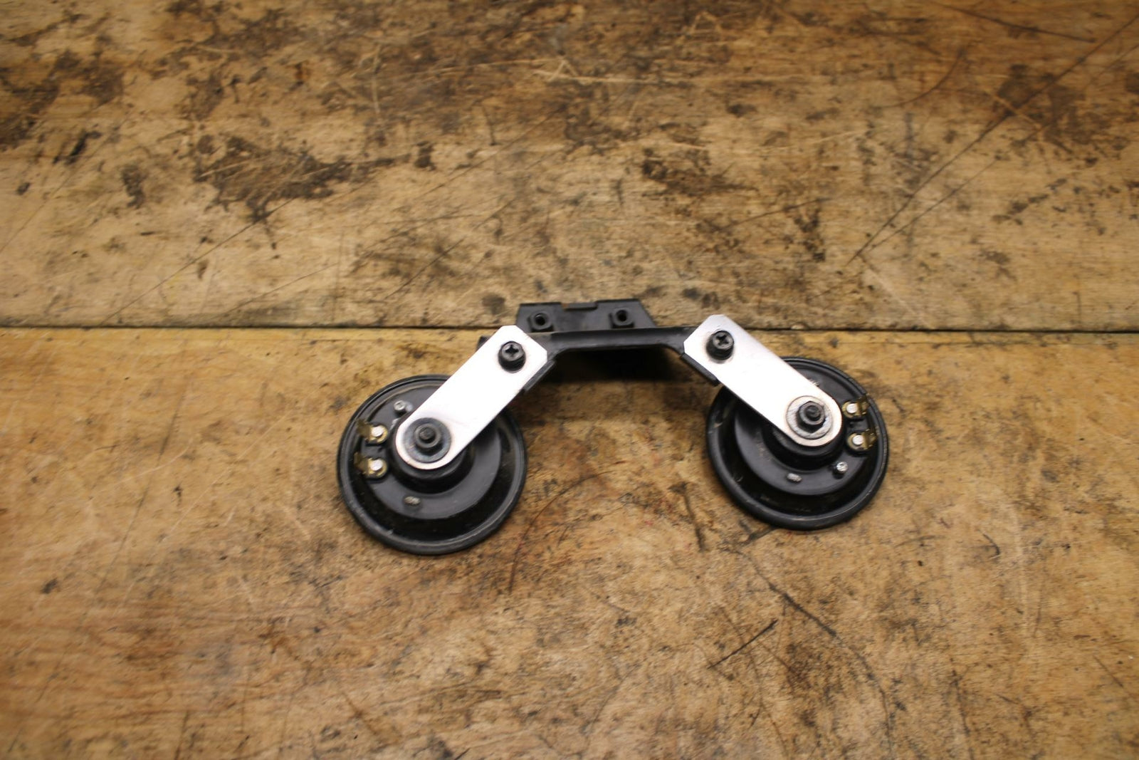 05-08 KAWASAKI VULCAN 1500 VN1500N CLASSIC HORN SIGNAL BB343