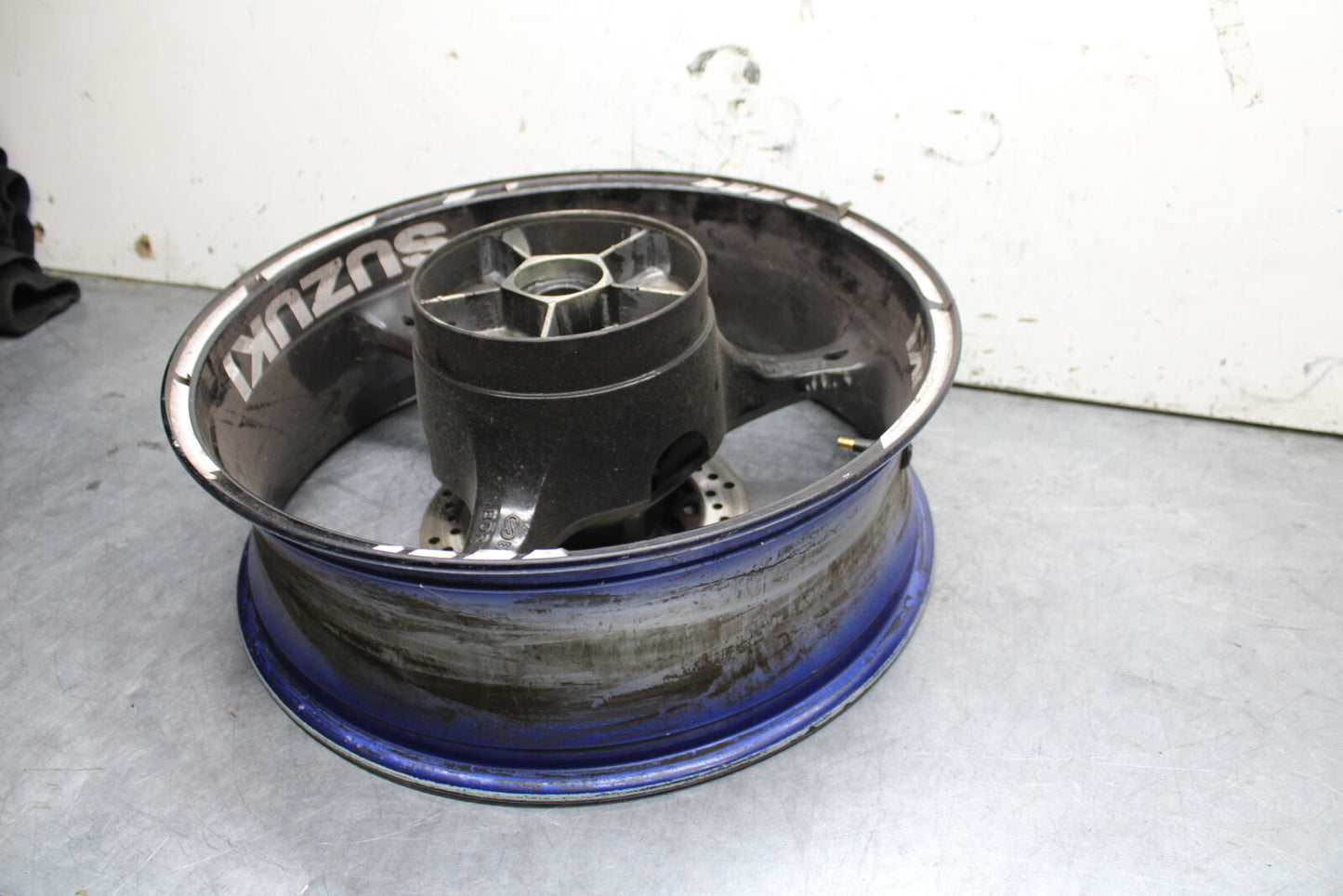 06-07 SUZUKI GSXR 600 REAR WHEEL BACK RIM BB737